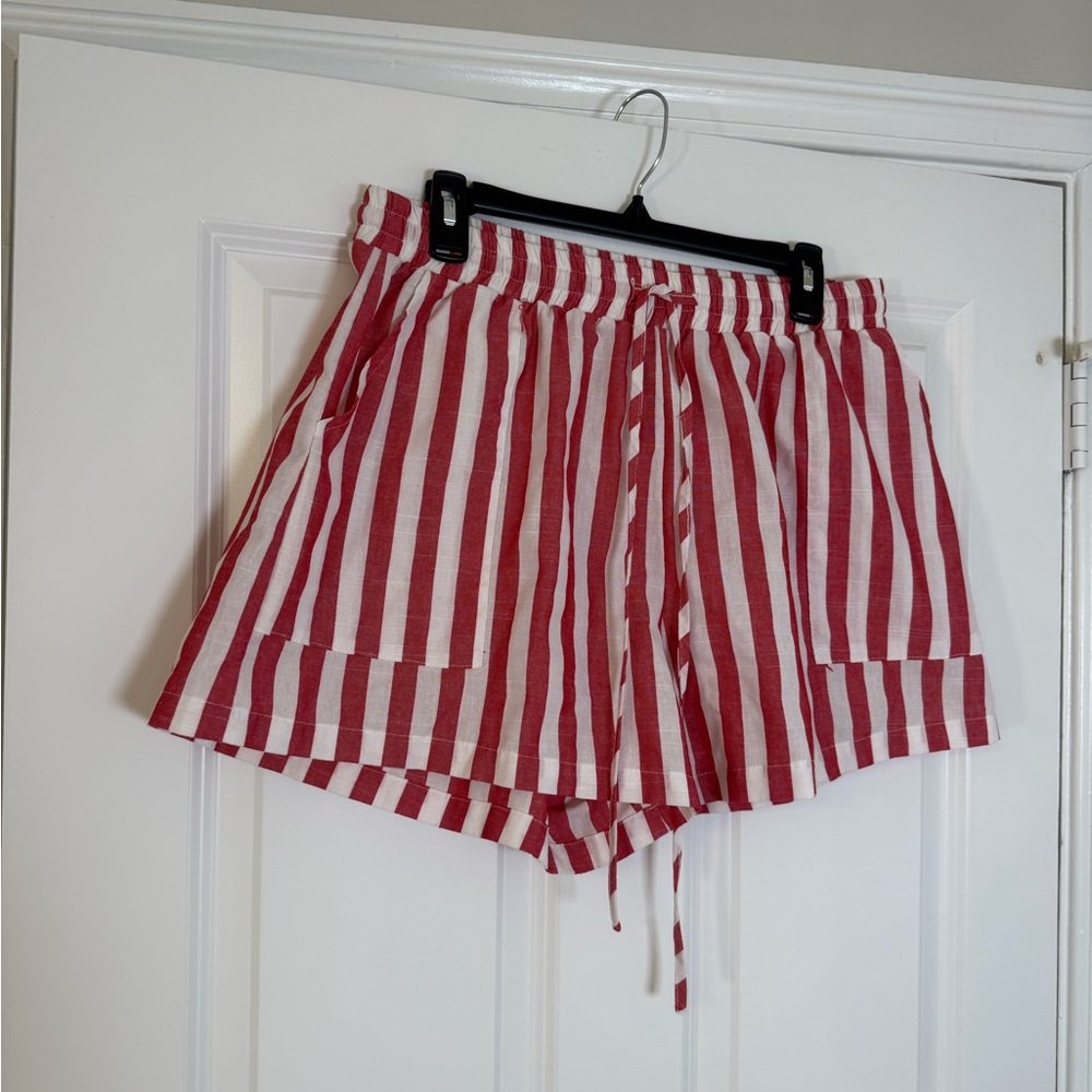 Striped Red and White Pull-On Women’s Shorts